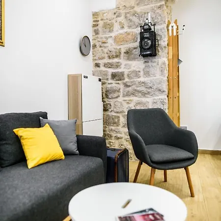 Hidden Gem Old Town By Duhomes